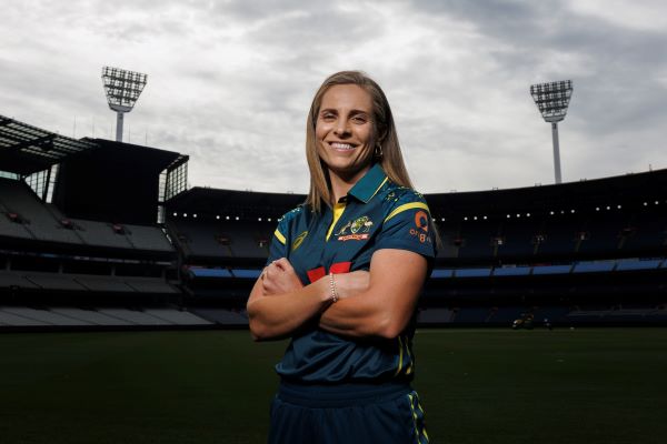 Sophie Molineux named Australian captain; squads named to face India-eLanka