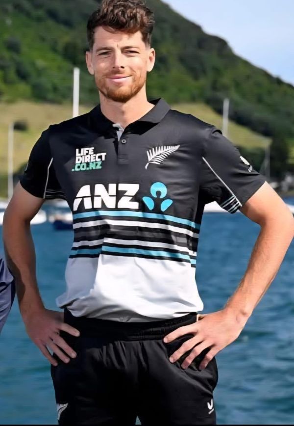 New Zealand brushes aside mediocre Sri Lanka as home captain blames fans for their poor show-