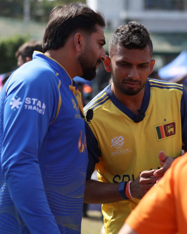 Sri Lanka on track to go deep if batting fires=eLanka 02