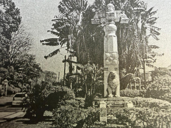 City Entrance Pillar