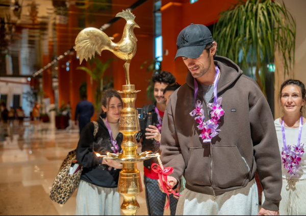 International Cast of La Bamba! The Song of Veracruz Arrives in Colombo