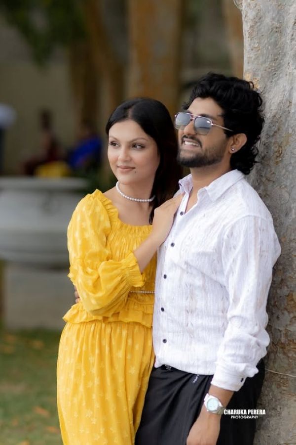 Sangeeth and Kasthuri duo renowned award winning actors own Salon Prabhu in Kottawa