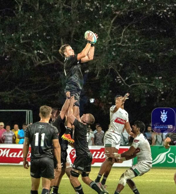 Small Blacks scamper home in a hotly contested first Test against spirited Tuskers 02