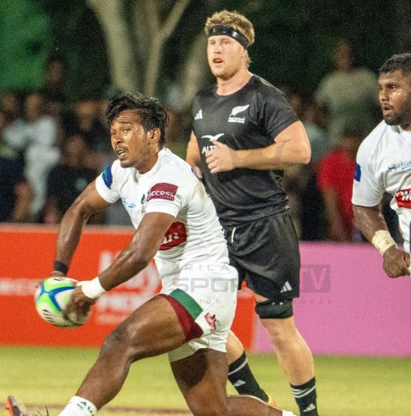 Small Blacks scamper home in a hotly contested first Test against spirited Tuskers