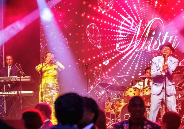 Rajitha and Misty celebrate two decades of success in Australia and in Melbourne 08