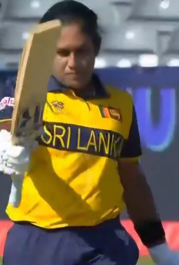 Sri Lanka demolish Ireland on the back of Chamari Athapaththu master