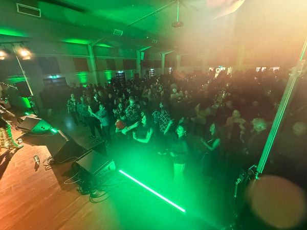 PHOTOS thanks to MC DUKE - WINTER NIGHT WITH CORRINE ALMEIDA & VIRANJAN BACKED BY LEGACY-25TH JULY 2026-AT ROSELEA COMMUNITY CENTRE - eLanka