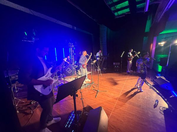 PHOTOS thanks to MC DUKE - WINTER NIGHT WITH CORRINE ALMEIDA & VIRANJAN BACKED BY LEGACY-25TH JULY 2026-AT ROSELEA COMMUNITY CENTRE - eLanka