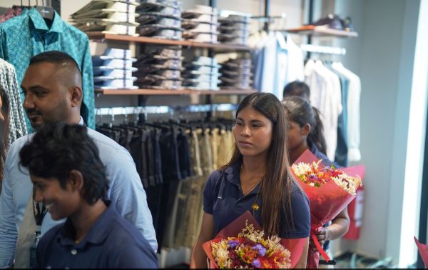 Signature expands retail footprint with grand opening of new showroom in Gampaha
