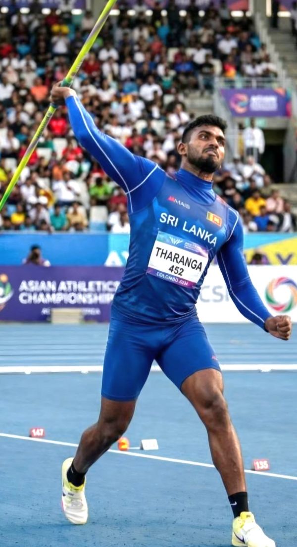 Sir Lanka hails Golden boy Rumesh Tharanga Pathirage 04