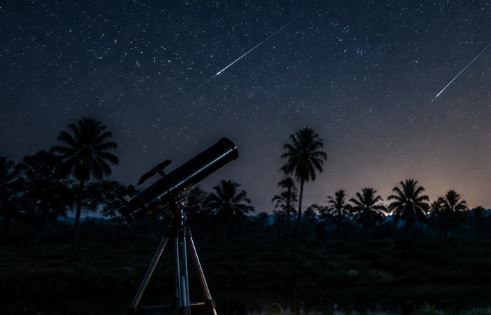 Sri Lanka Gets Prime View of Six-Planet Alignment and Perseid Meteor Shower