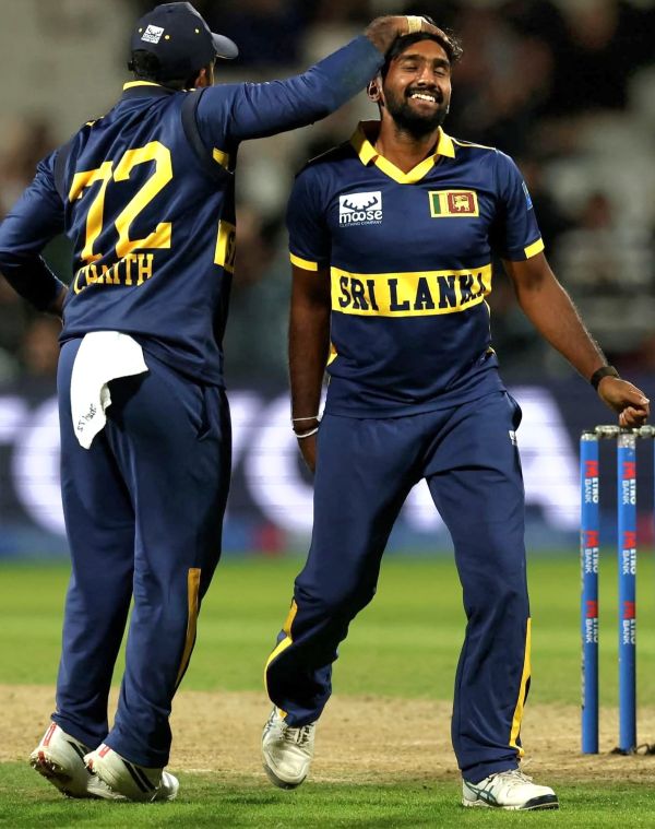 Kusal Mendis fireworks ignite Sri Lanka's remarkable fightback to level series 03