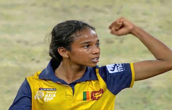 Shafali Verma and Smirti Mandhana flay Sri Lanka as India cruise to eighth Asia Cup victory