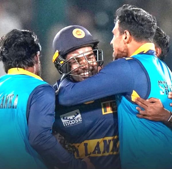 Historic Sri Lanka run chase leaves England dumbfounded 
